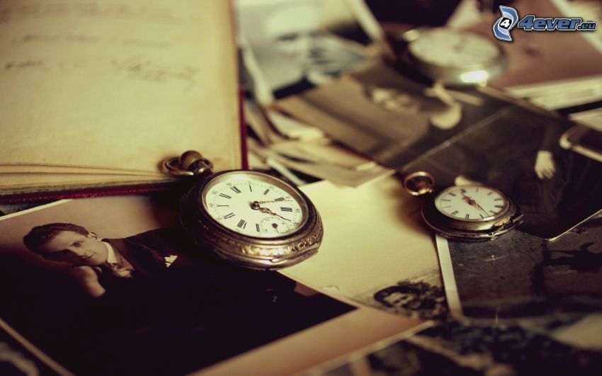 historische Uhr, alte Fotos