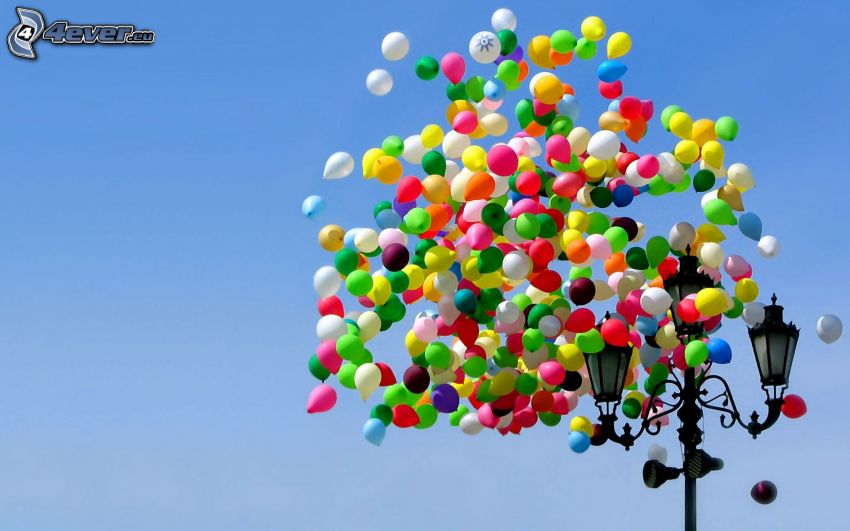 Luftballons, Straßenlampen