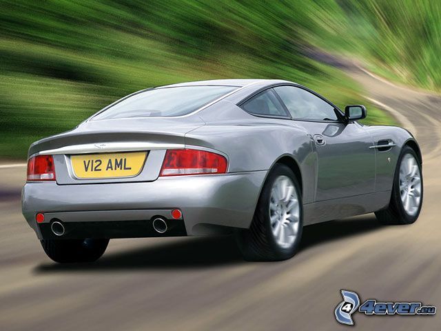 Aston Martin, Auto