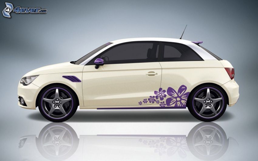 Audi A1, lila Blumen