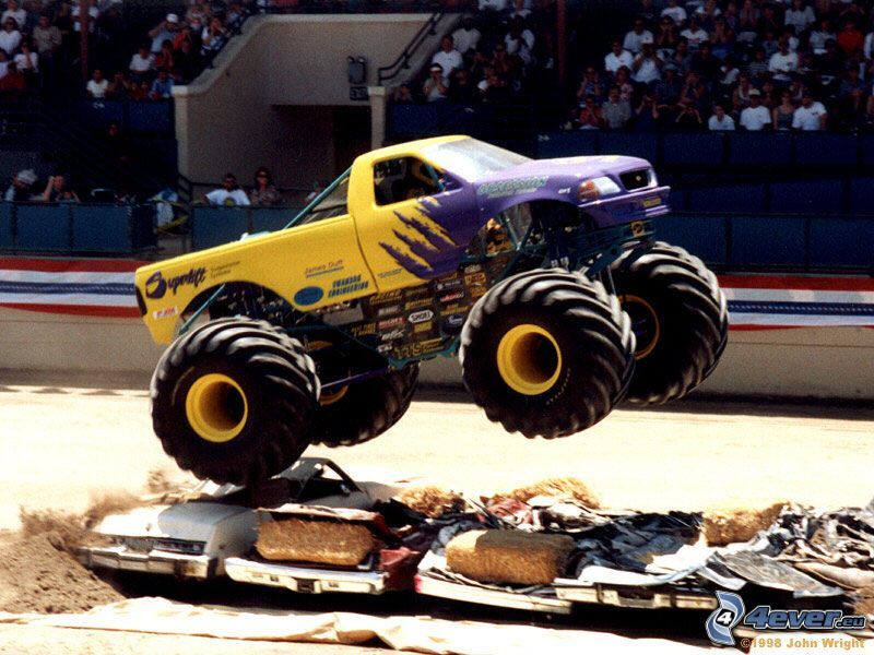 monster truck, Sprung
