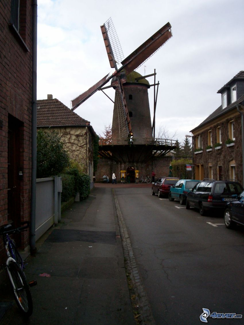 Windmühle, Straße