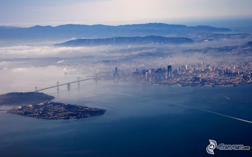 Bay Bridge, Yerba Buena Island, San Francisco, Blick auf die Stadt, Fliegersicht