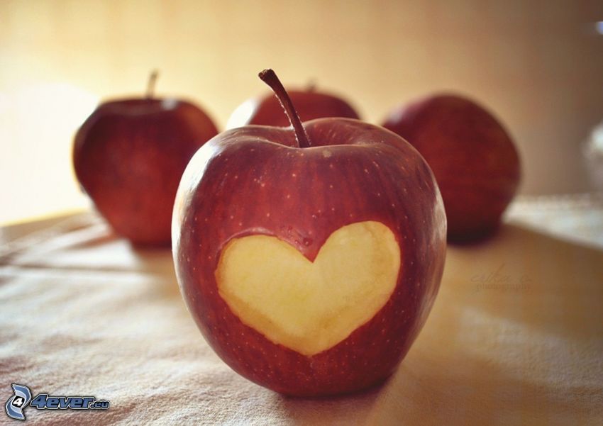 Herz, rote Äpfel
