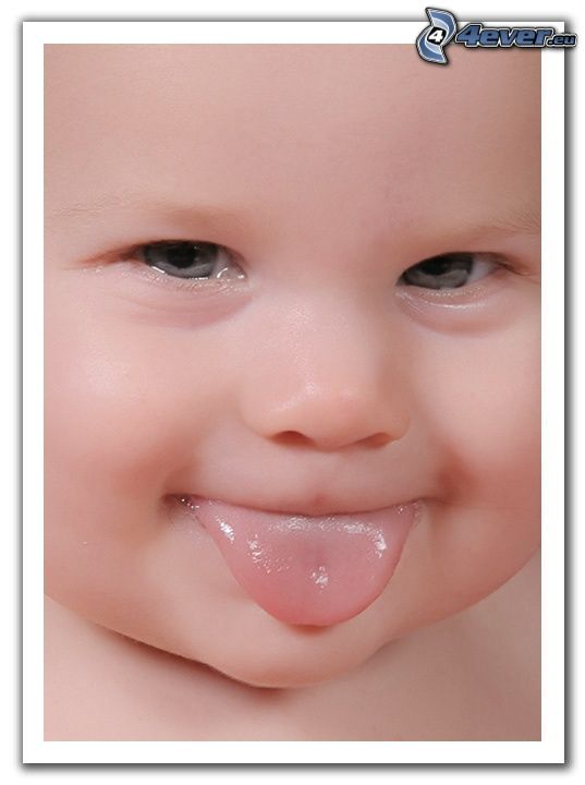 Kind, hängende Zunge