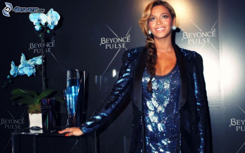 Beyoncé Knowles, schwarzes Kleid