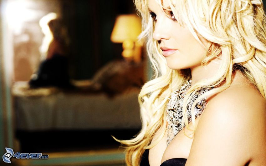 Britney Spears, Blondine