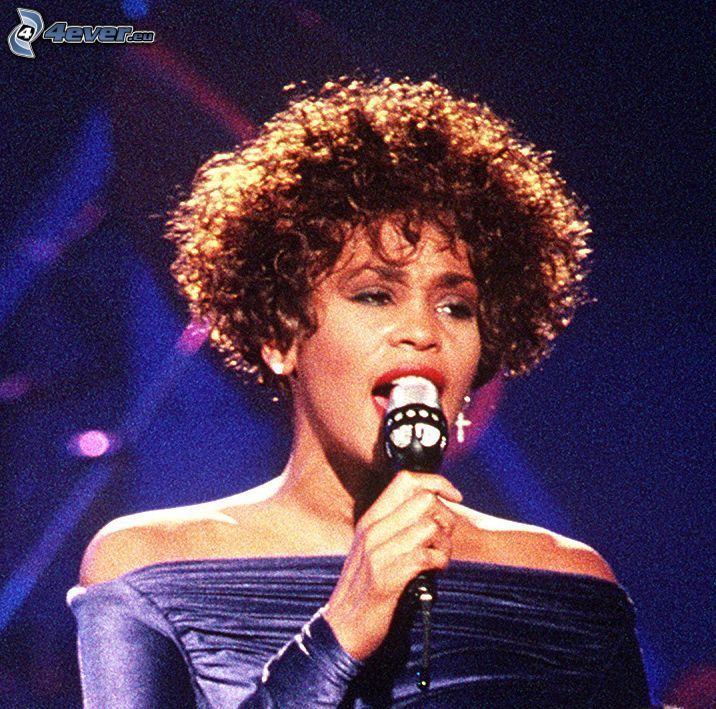 Whitney Houston, Singen
