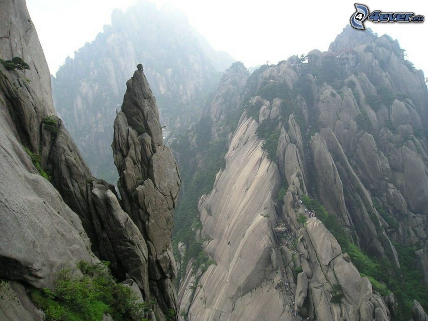 Huangshan, felsige Berge