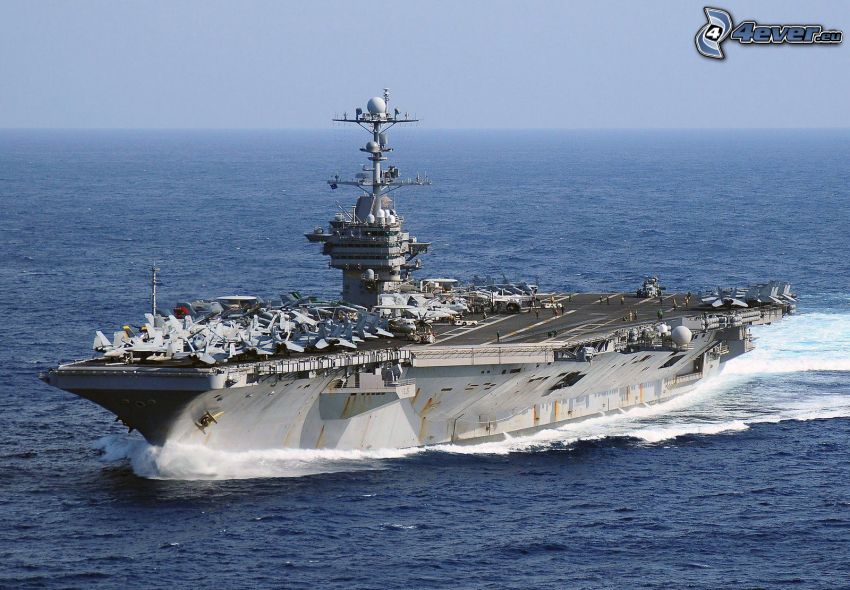 USS George Washington, Flugzeugträger, offenes Meer