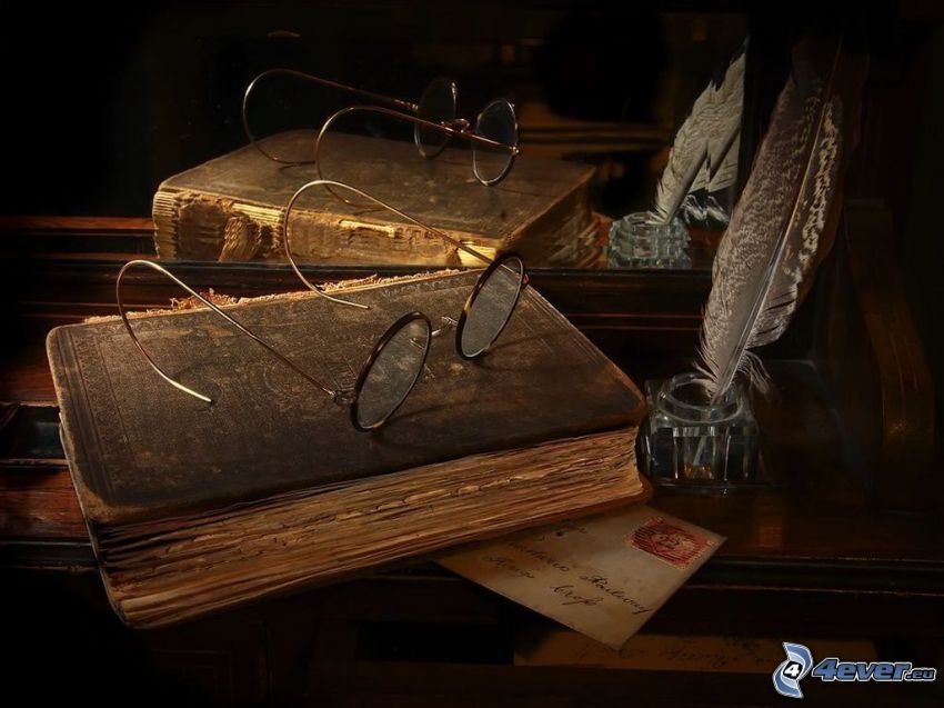 gamla böcker, glasögon, fjädrar, brev