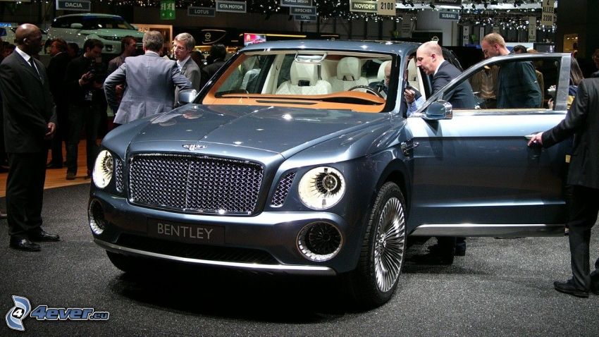 Bentley EXP 9F, utställning, bilutställning