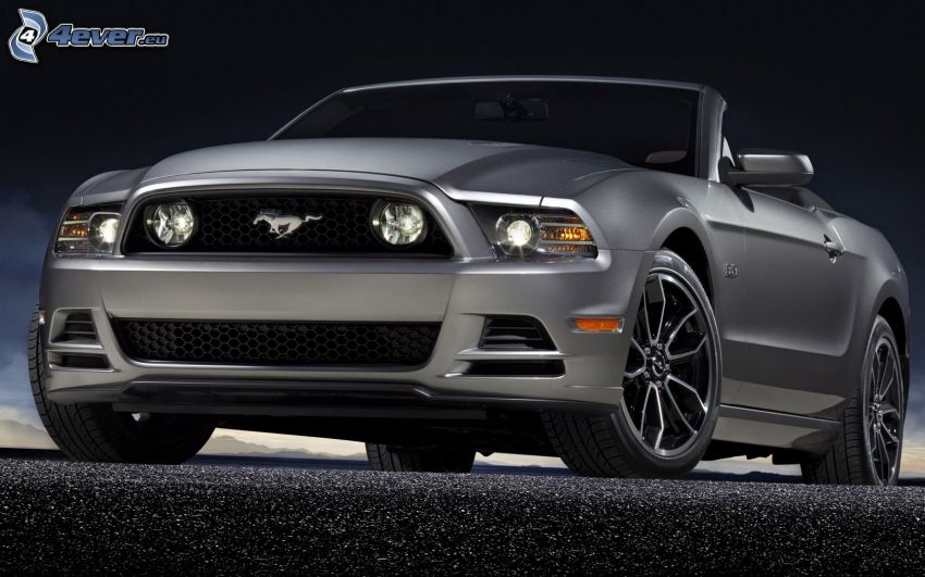 Ford Mustang GT, cabriolet