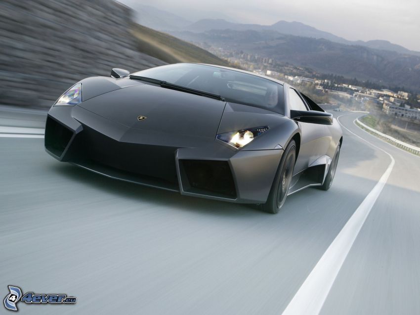 Lamborghini Reventón, väg