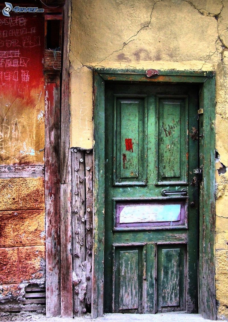 gammal dörr, gammal mur