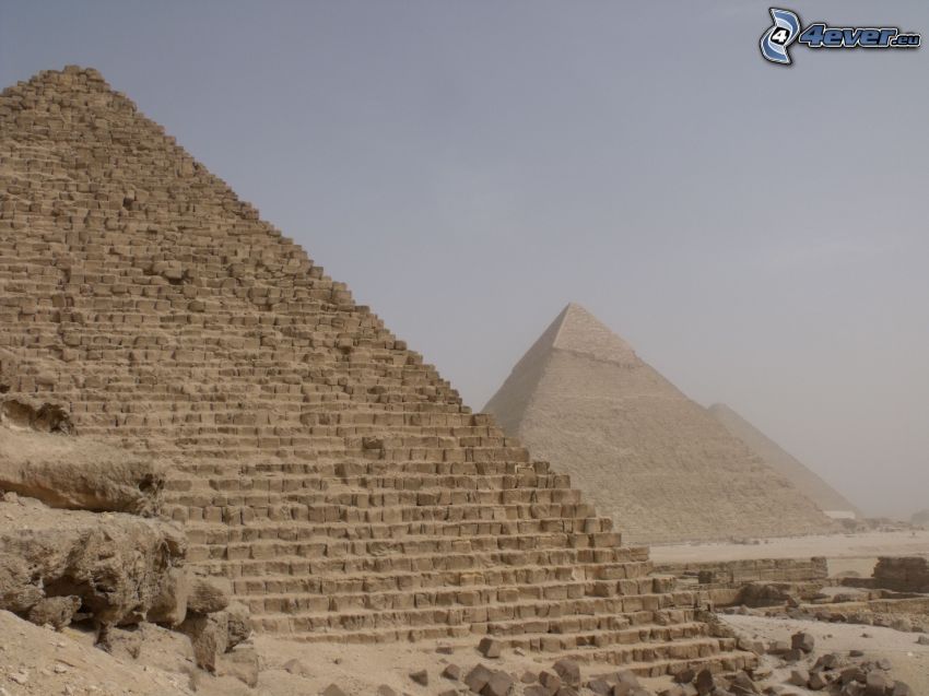 pyramiderna i Giza