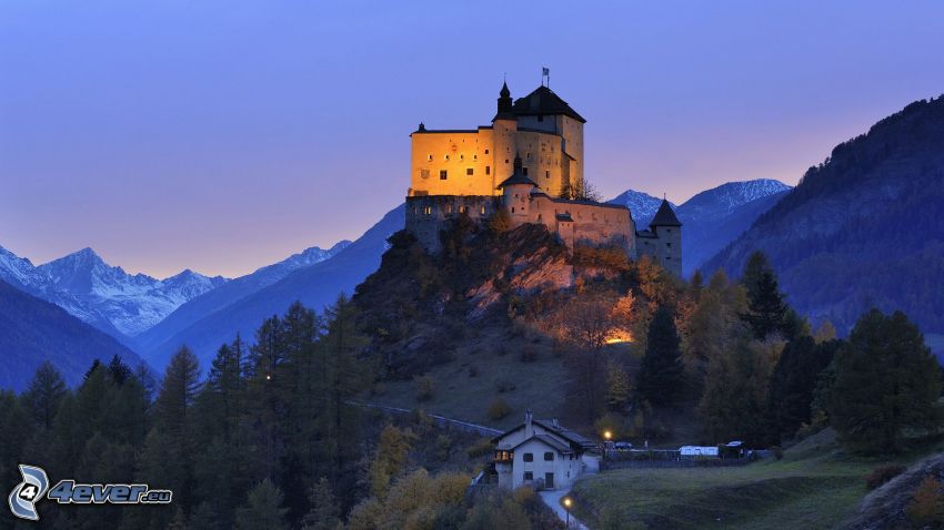 slottet Tarasp, Schweiz
