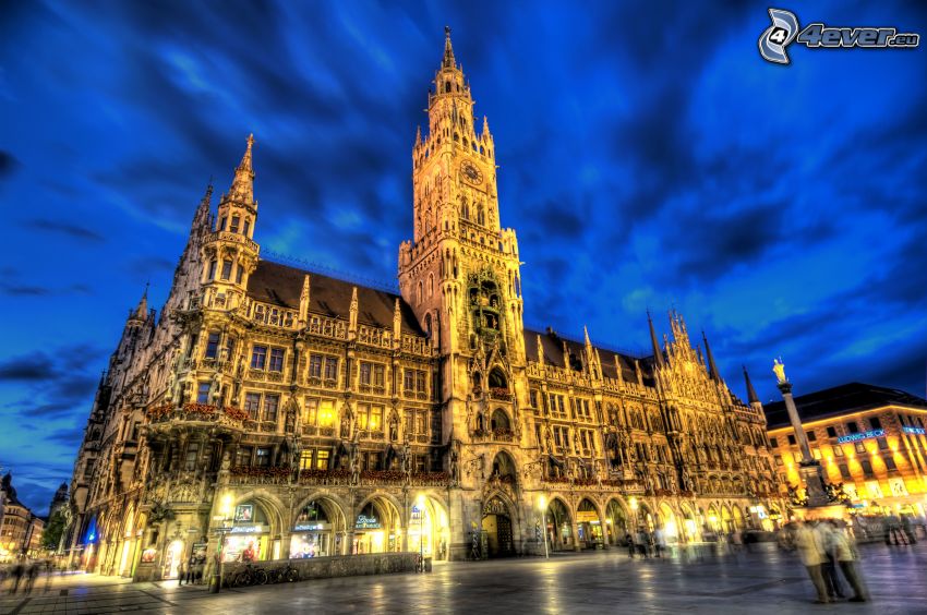 Stadshus, Munich, HDR