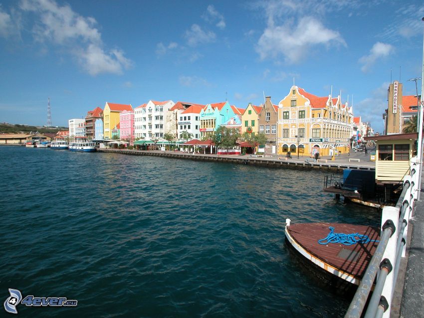 Curaçao, färgglada hus, hamn