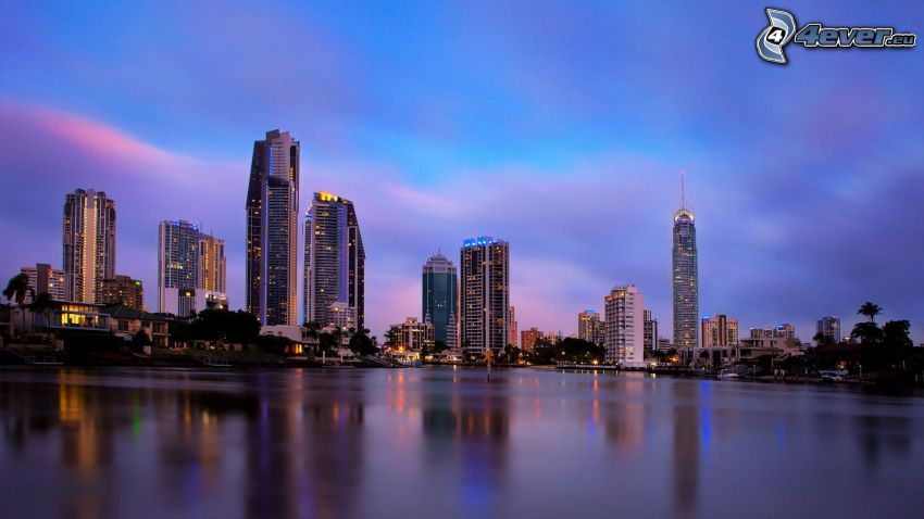 Gold Coast, skyskrapor, kvällsstad