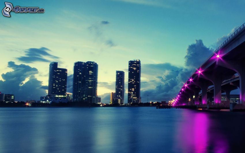 Miami Bridge, Miami, skyskrapor, kvällsstad