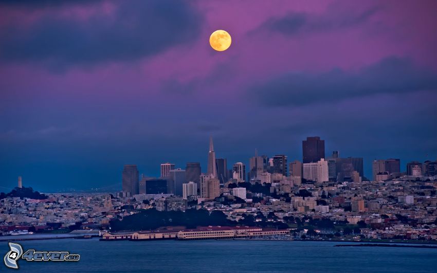 San Francisco, orange måne, kvällsstad