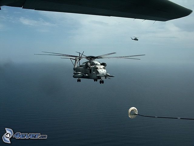 militär helikopter, Persiska viken, lufttankning