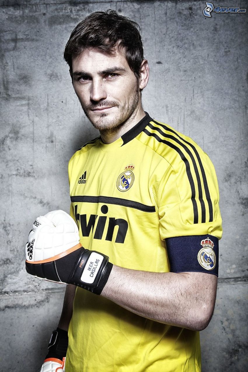 Iker Casillas, fotbollsspelare