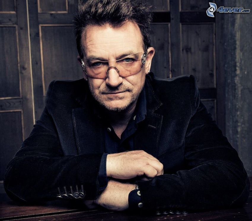 Bono Vox, man med glasögon