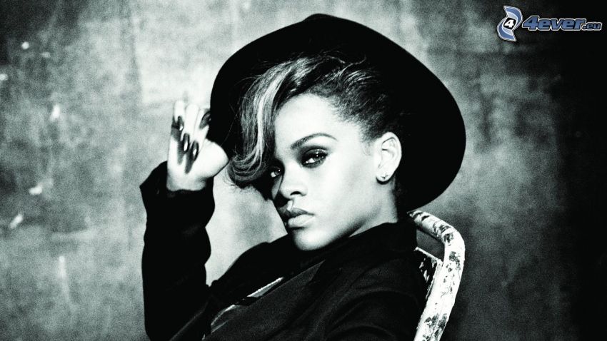 Rihanna, hatt