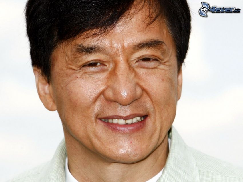 Jackie Chan, leende