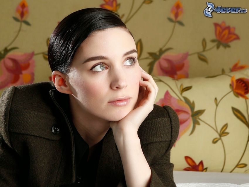 Rooney Mara, blick