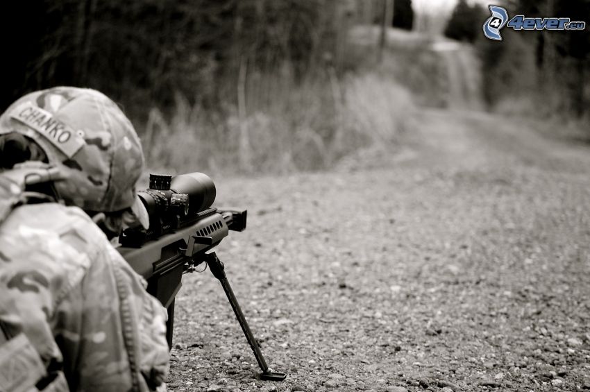 soldat med en pistol, sniper, skytte