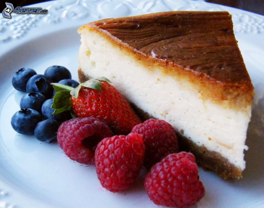 cheesecake, skogsbär, hallon, jordgubbe, blåbär