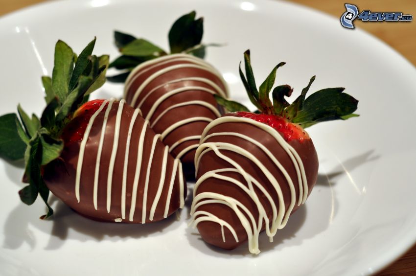 jordgubbar i choklad