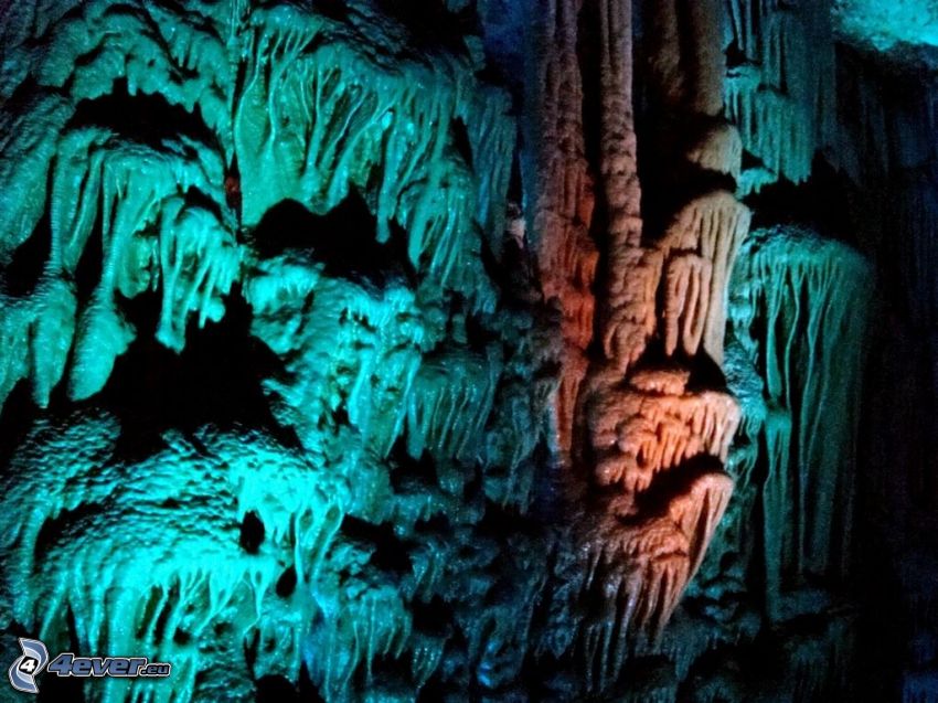 Avshalom, grotta, stalaktiter