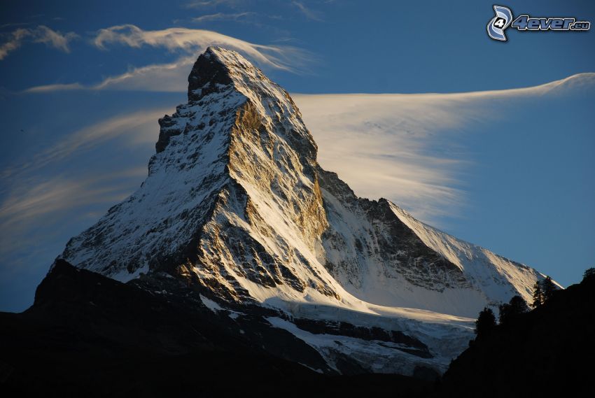 Matterhorn, snöigt berg