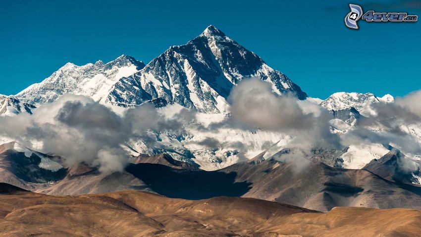Mount Everest, snöigt berg