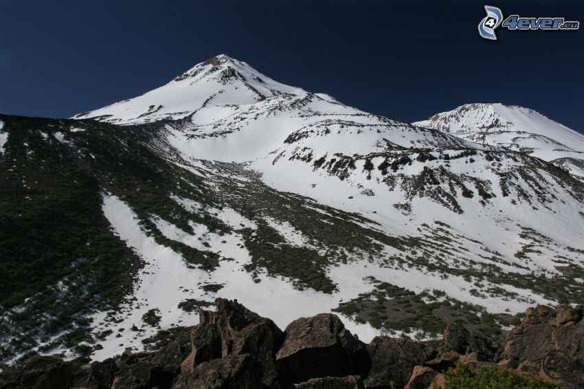 Mount Shasta, snöigt berg