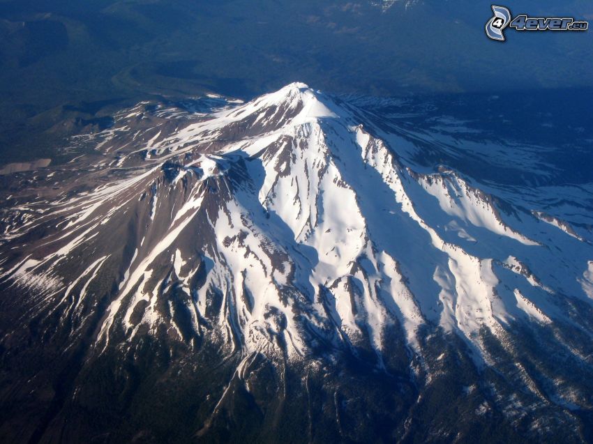 Mount Shasta, snöigt berg