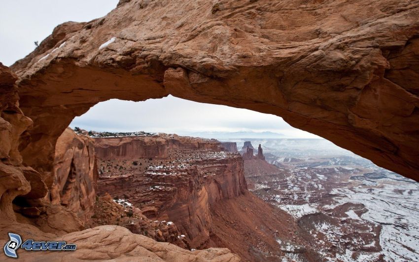 Mesa Arch, Canyonlands National Park, naturlig bro, klippgränd, klippor, Utah, USA