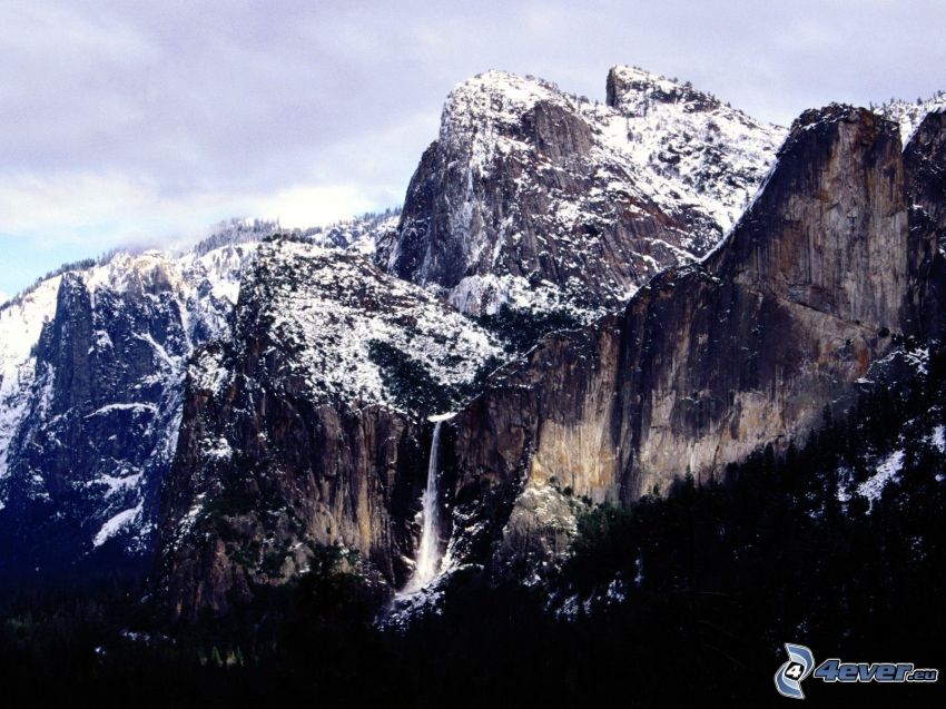 vattenfall i Yosemite National Park