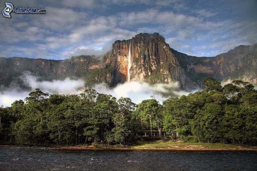 Vattenfallet Angel Falls, klippor, skog, flod, Venezuela