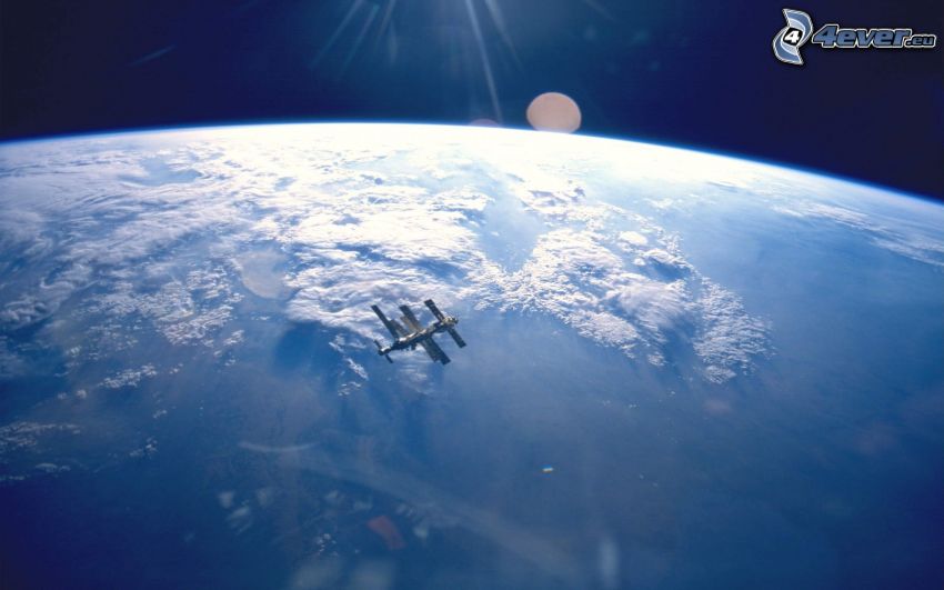 ISS ovanför jorden