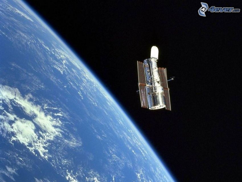Rymdteleskopet Hubble, Jorden
