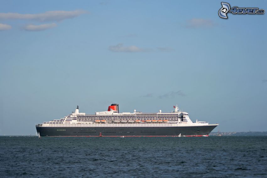 Queen Mary 2, lyxfartyg