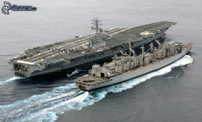 USS Nimitz, hangarfartyg