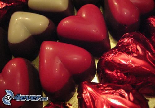 corazones de chocolate, caramelos