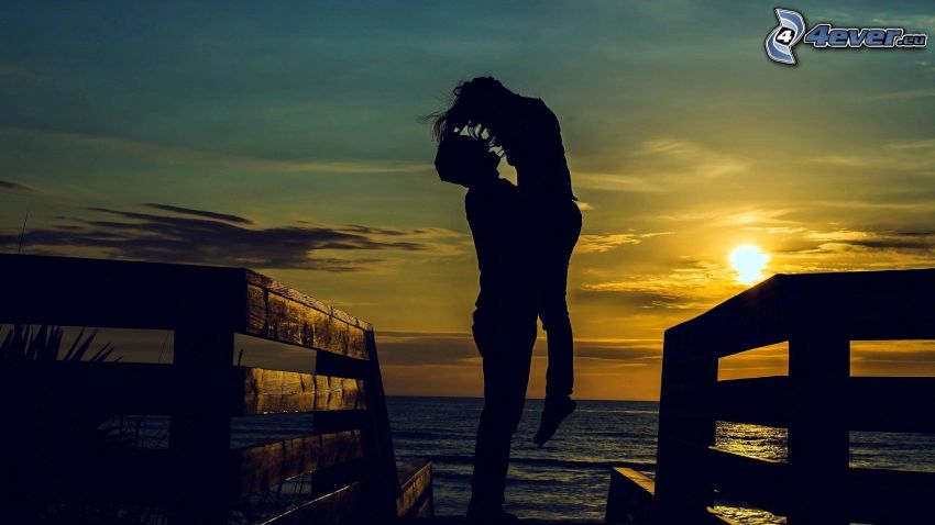 pareja, puesta de sol sobre el mar, Alta Mar, escaleras de madera