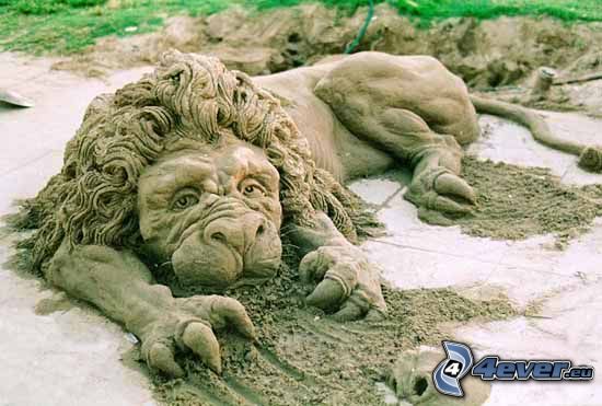 estatua de león, esculturas de arena